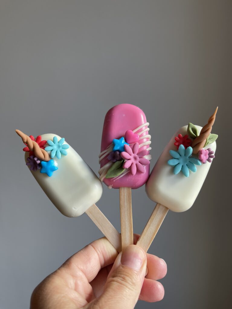 unicorn cakesicles