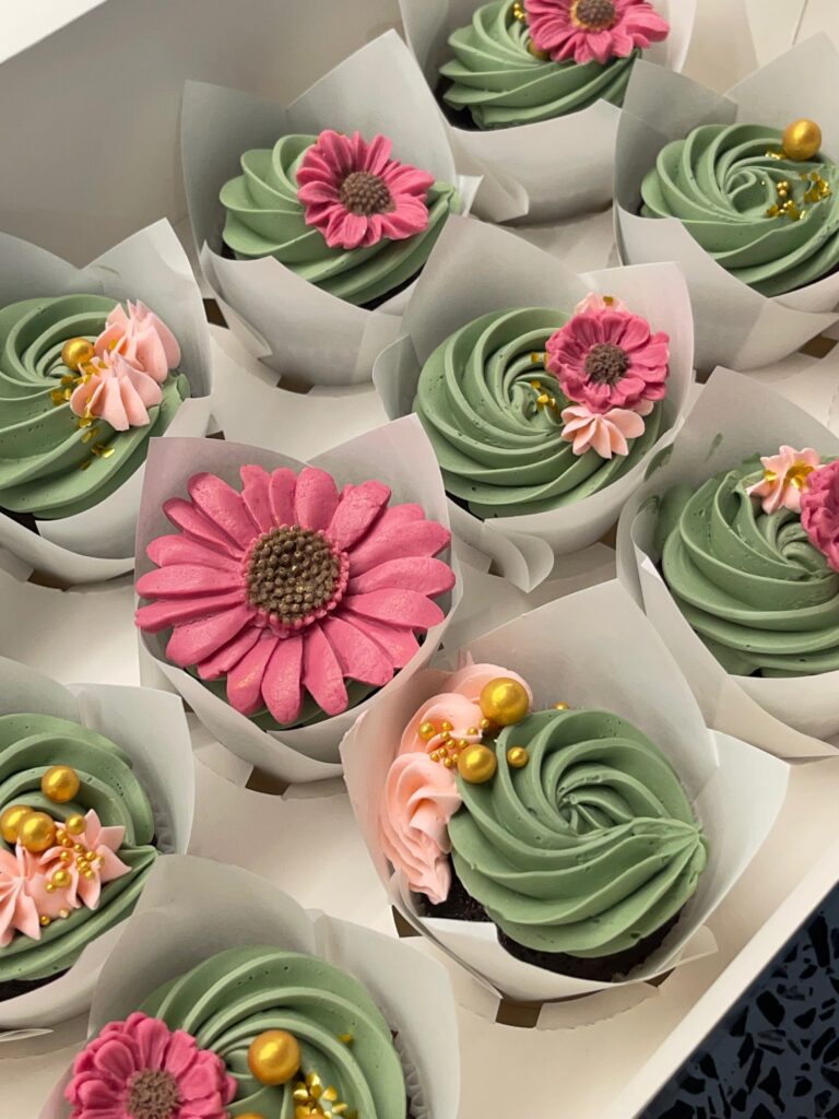 Gluten Free Chocolate Fudge cupcakes with fondant flowers