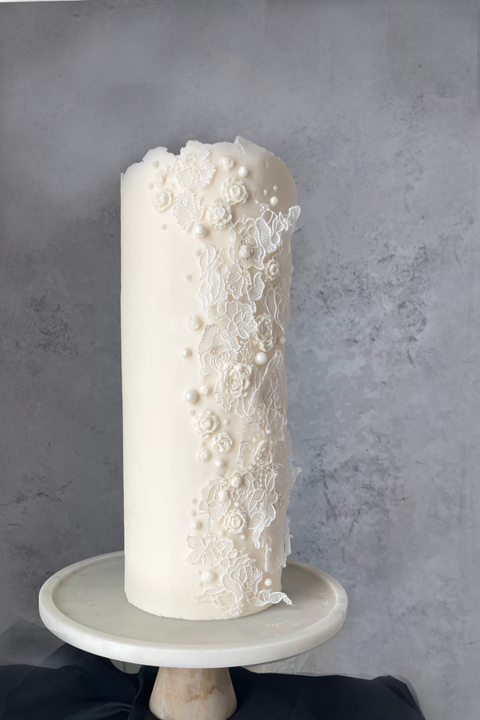 Bespoke wedding cake #luxuryweddingcake #ediblelace